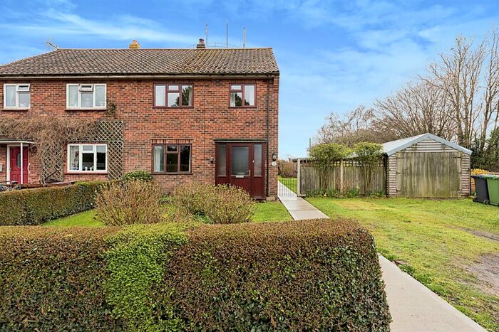 3 Bedroom Semi-Detached House For Sale In School Lane, Baconsthorpe, Holt, NR25