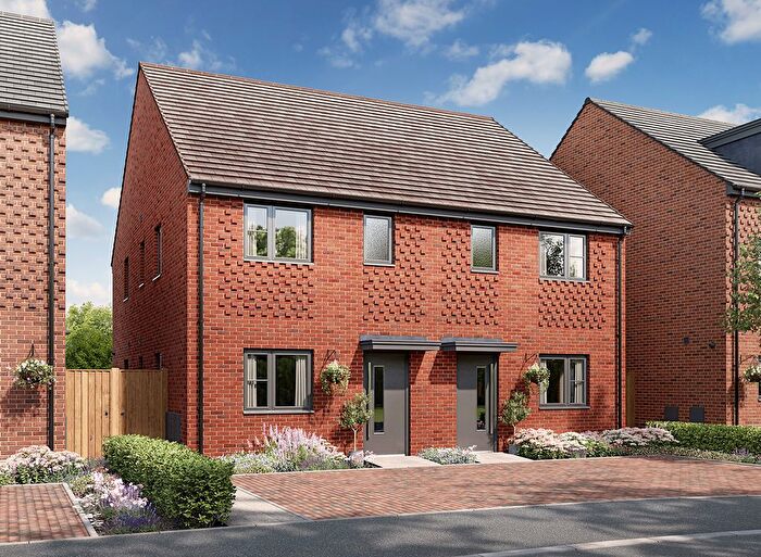 3 Bedroom Semi-Detached House For Sale In Sheldon Drive, Birmingham, B31