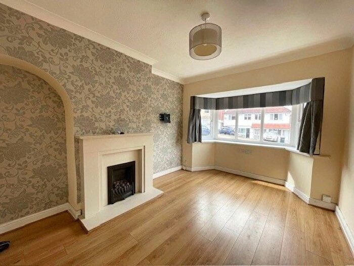 3 Bedroom Property To Rent In Holmesfield Road, Birmingham, B42