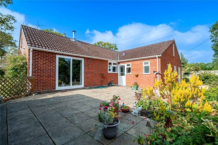 4 Bedroom Bungalow For Sale In Brandon Parva, Norwich, Norfolk, NR9