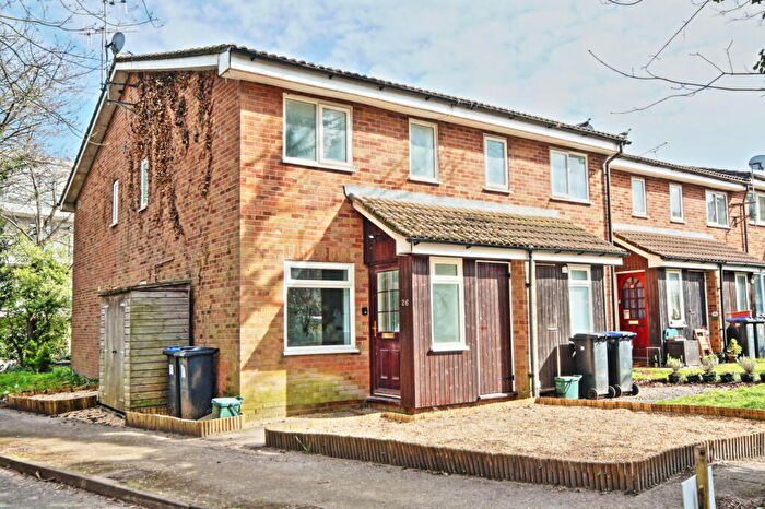 1 Bedroom Terraced House To Rent In Waverley Court, Woking, GU22