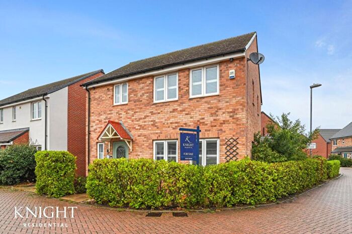 3 Bedroom Detached House For Sale In Flamingo Crescent, Colchester, CO3