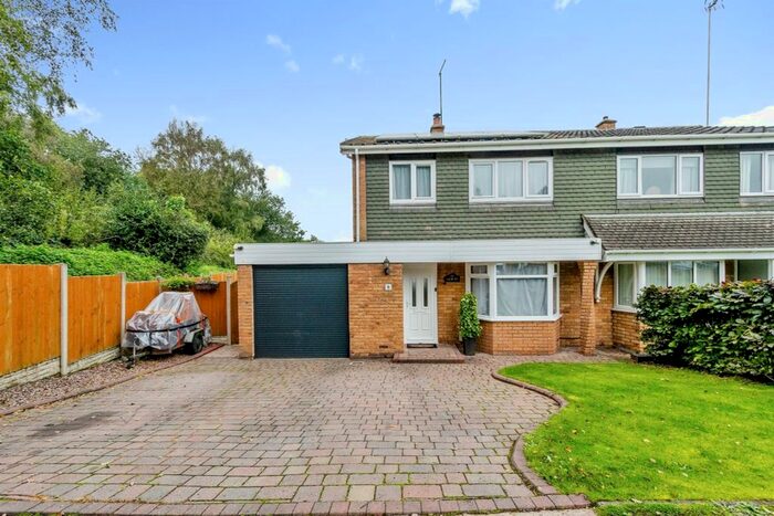 3 Bedroom Semi-Detached House For Sale In Old Park Road, Cannock, WS12