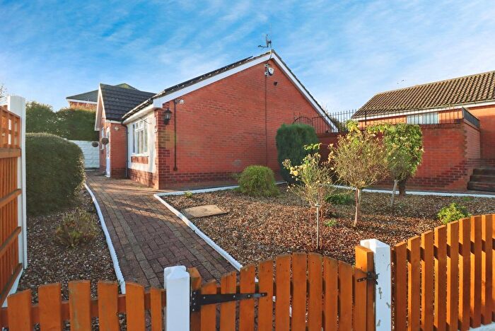 3 Bedroom Bungalow For Sale In Bracken Road, Shirebrook, Mansfield, Derbyshire, NG20