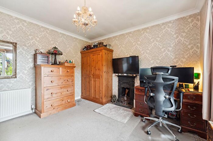 5 Bedroom Detached House For Sale In Cairnhill Road, Bearsden, G61