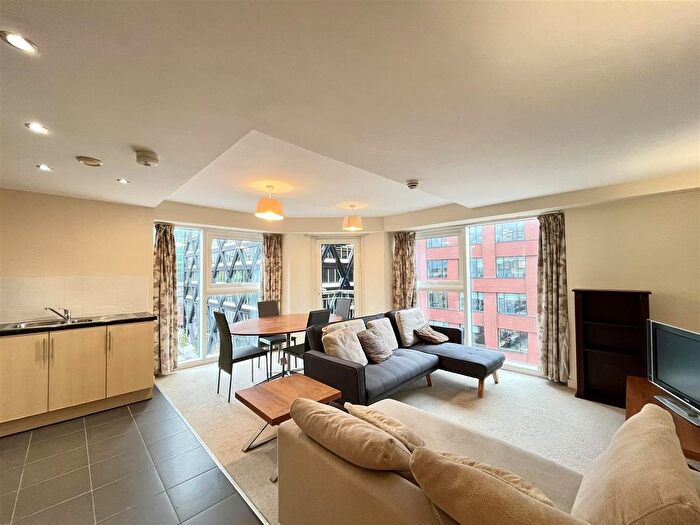 2 Bedroom Flat To Rent In The Bayley, New Bailey Street, Salford, M3