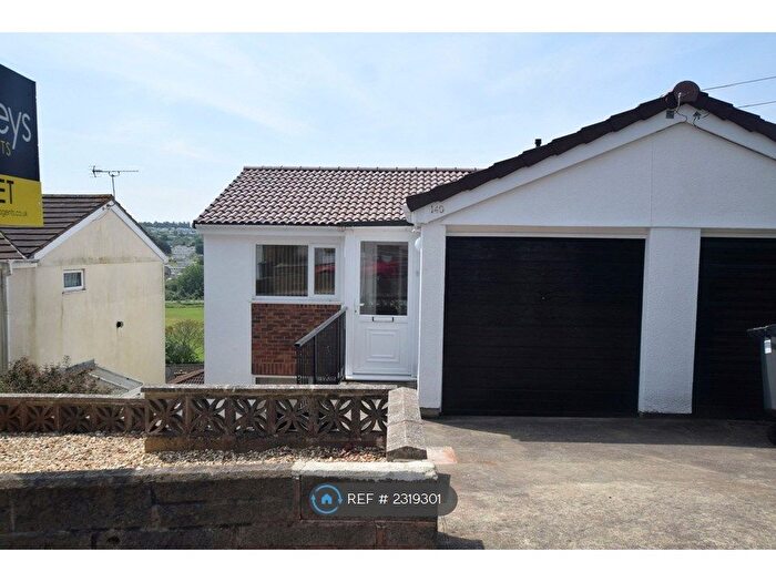 2 Bedroom Flat To Rent In Penwill Way, Paignton, TQ4