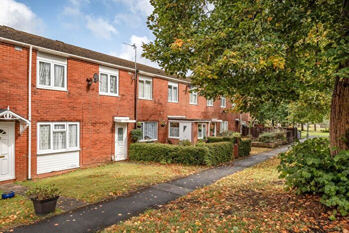 3 Bedroom Terraced House For Sale In Basingstoke, Hampshire, RG22