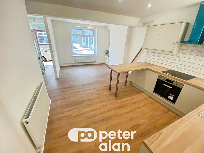 3 Bedroom House To Rent In Arnold Street, CF45