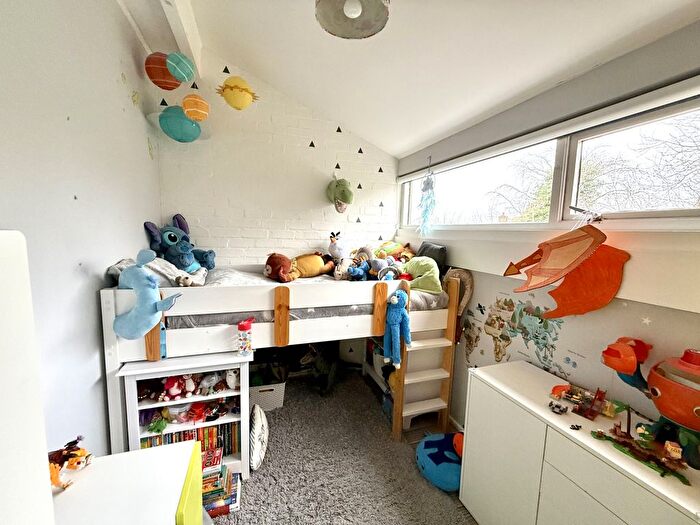3 Bedroom Terraced House For Sale In Westfield, Ashtead, KT21