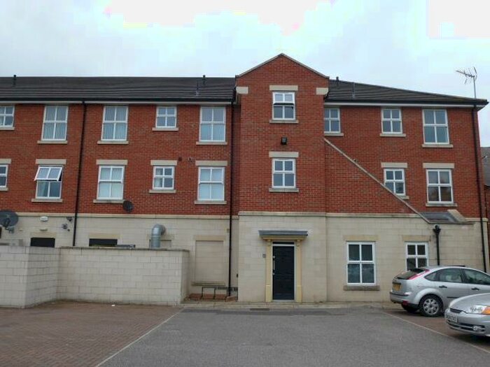 2 Bedroom Flat To Rent In Ings Lane, Skellow, Doncaster, DN6