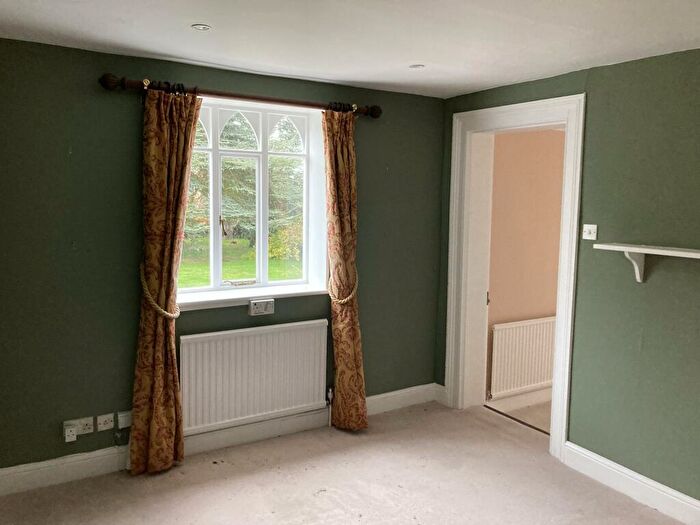 5 Bedroom Detached House To Rent In Moreton Road, CM5