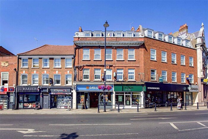 2 Bedroom Flat To Rent In King Street, Twickenham, TW1