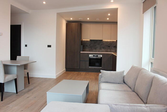 2 Bedroom Flat To Rent In Shadwell Street, City Centre, Birmingham, B4