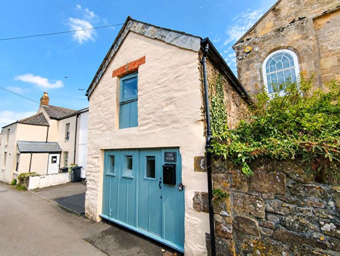 1 Bedroom Terraced House For Sale In Stanways Road, Newquay, TR7