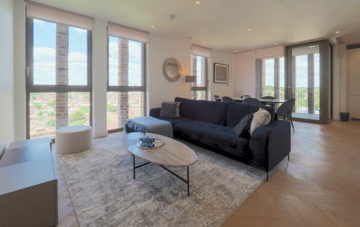 2 Bedroom Flat To Rent In London, NW10