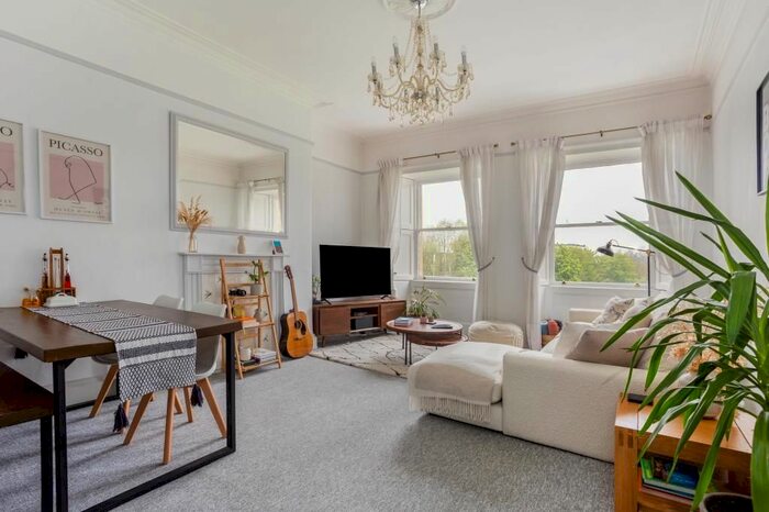 2 Bedroom Flat To Rent In Norfolk Crescent, Bath, BA1