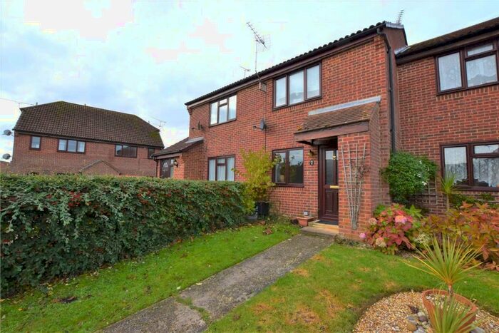 2 Bedroom Terraced House To Rent In Parsley Close, Earley, Reading, Berkshire, RG6