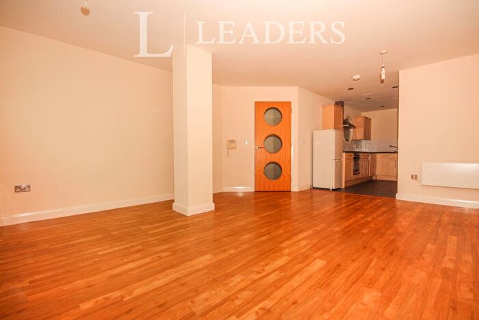 2 Bedroom Flat To Rent In Regency House, Queens Road, Coventry, CV1