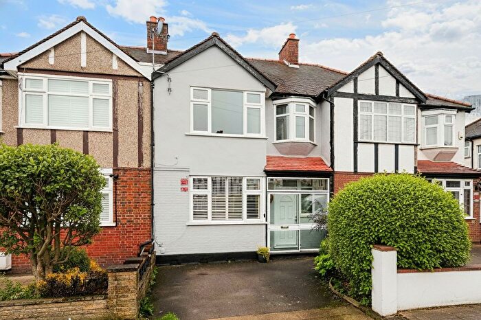 3 Bedroom Terraced House For Sale In College Gardens, New Malden, KT3