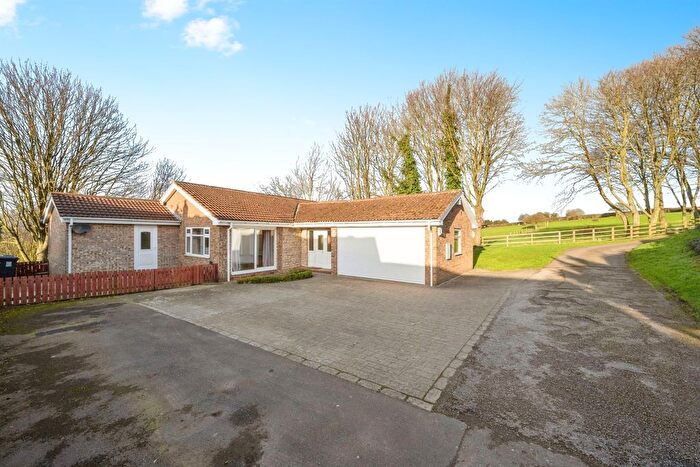 3 Bedroom Detached Bungalow For Sale In Back Lane, Clifton Village, Rotherham, S66
