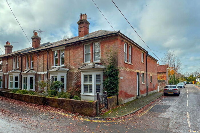 3 Bedroom End Of Terrace House For Sale In Edward Terrace, Alresford, SO24