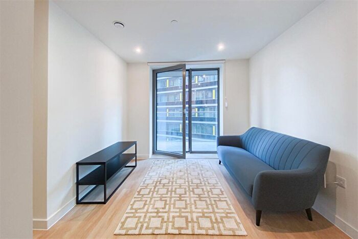 1 Bedroom Apartment To Rent In Laurence Place, New Kings Head Yard, M3