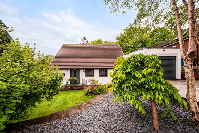 3 Bedroom Detached House For Sale In Burnedge Fold Road, Grasscroft, Saddleworth, OL4