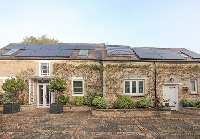 2 Bedroom Barn Conversion To Rent In Mill Street, Islip, Kidlington, OX5