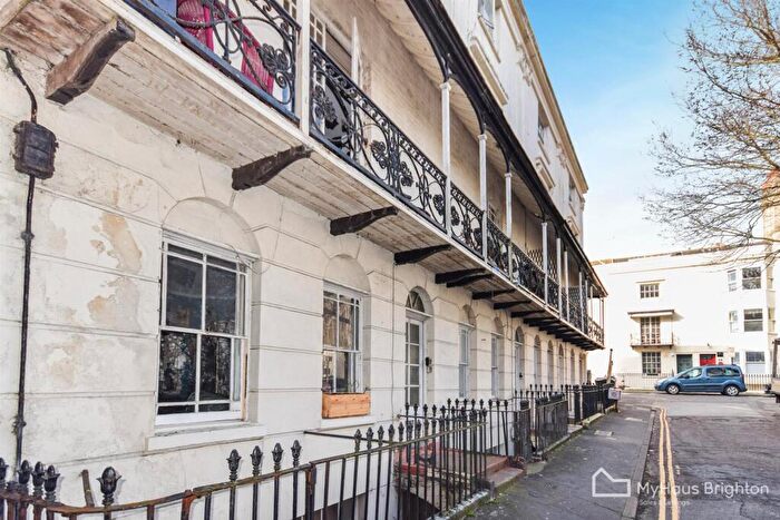 4 Bedroom Apartment To Rent In Russell Square, Brighton, East Sussex, BN1