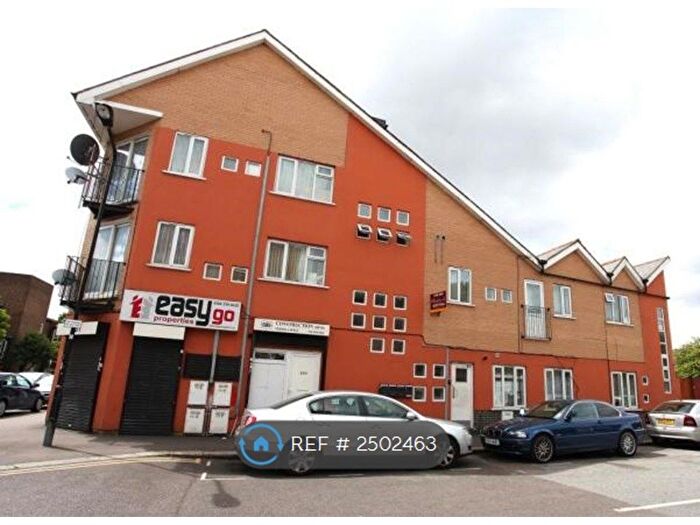 2 Bedroom Maisonette To Rent In High Road Leytonstone, London, E11
