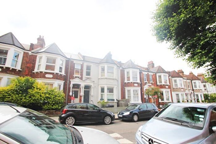Studio To Rent In Sumatra Road, London, NW6