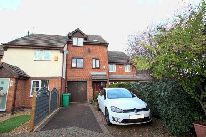 3 Bedroom Semi-Detached House To Rent In Webb Road, Nottingham, NG8