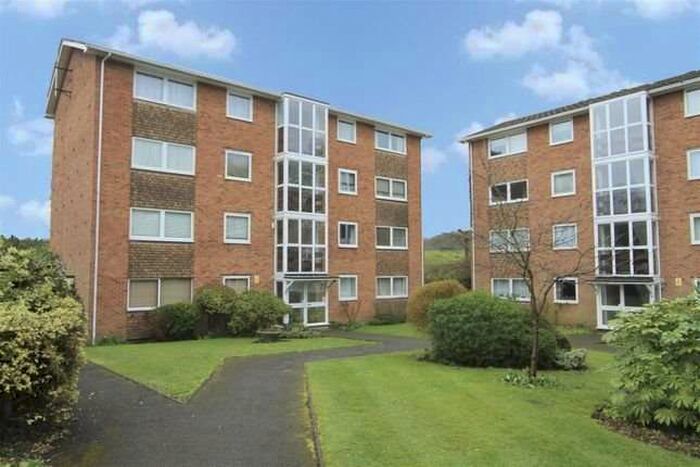2 Bedroom Flat To Rent In Dell Farm Road, Ruislip, HA4