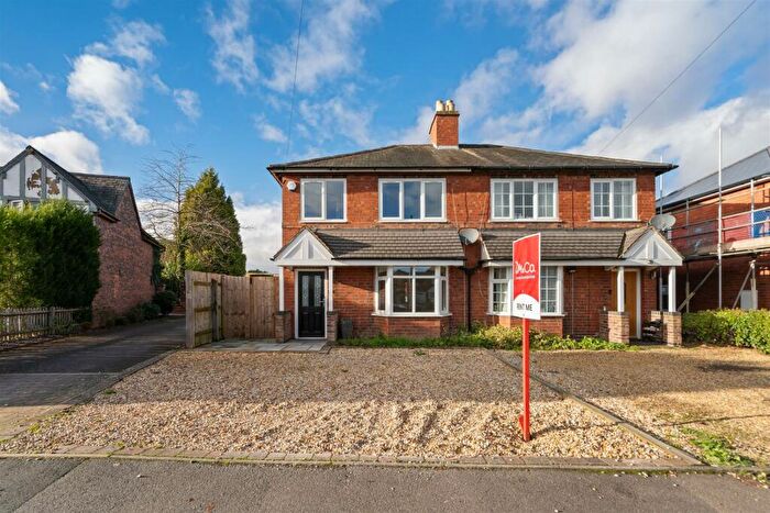 3 Bedroom Semi-Detached House To Rent In Hampton Road, Knowle, Solihull, B93