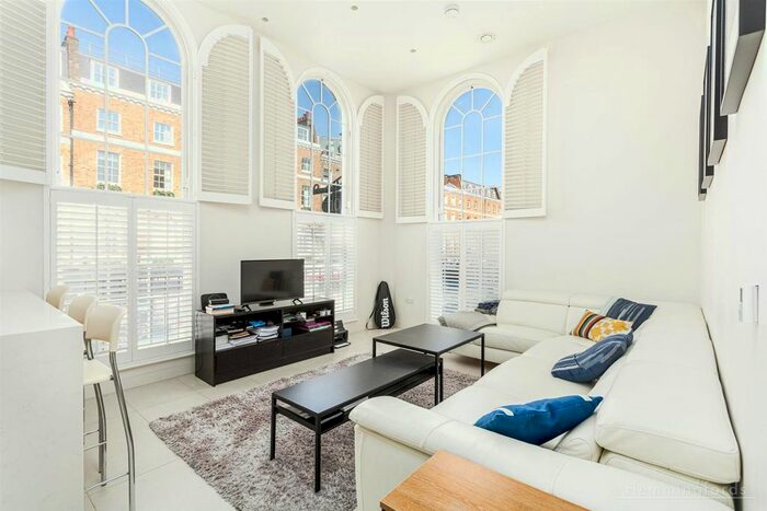 2 Bedroom Flat To Rent In York Street, Marylebone, W1U