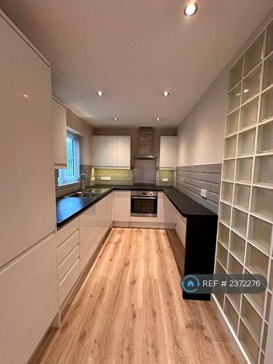 1 Bedroom Flat To Rent In Constable Court, London, SE16