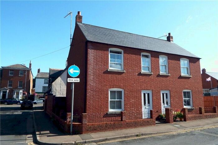3 Bedroom Semi-Detached House To Rent In Back Lane, Holbeach, Spalding, PE12