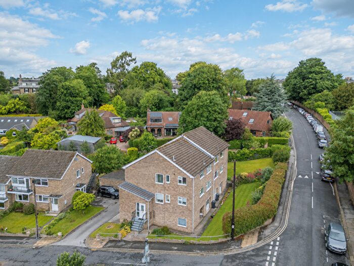 2 Bedroom Flat For Sale In St. James Mount, York, YO23