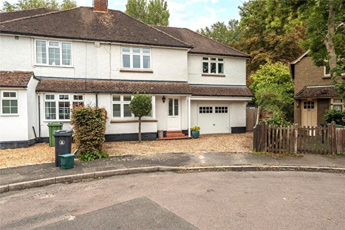 4 Bedroom Semi-Detached House For Sale In Poplar Avenue, Windlesham, Surrey, GU20
