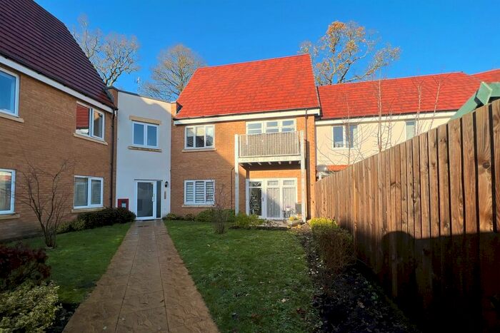 1 Bedroom Flat For Sale In Copse Close, Fleet, GU51