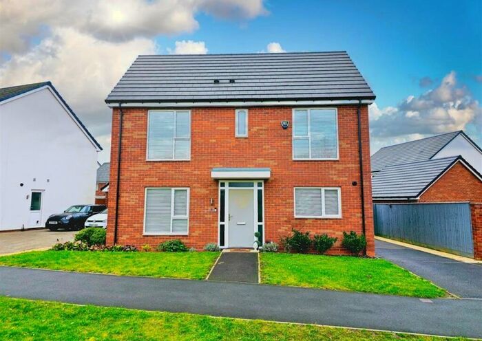 3 Bedroom Detached House To Rent In Acacia Lane, Burton-On-Trent, DE14