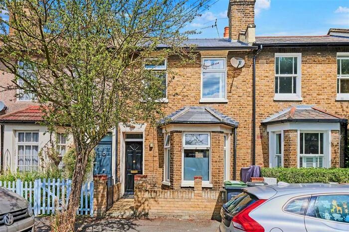 3 Bedroom Property To Rent In Hedgley Street, London, SE12