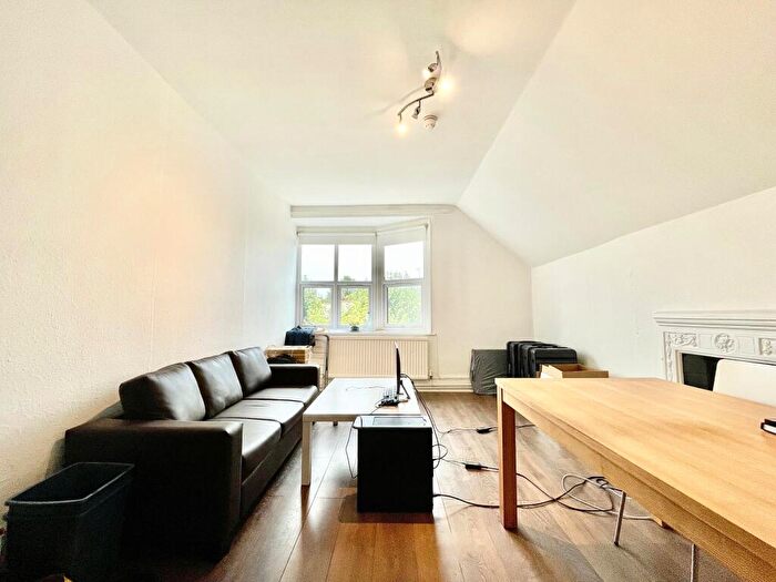 1 Bedroom Flat To Rent In Princes Avenue, Muswell Hill, N10