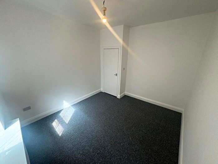 1 Bedroom Flat To Rent In Old Christchurch Road, Bournemouth, BH1