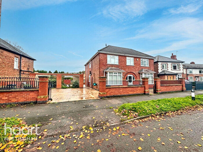 6 Bedroom Detached House For Sale In First Avenue, Colwick, NG4