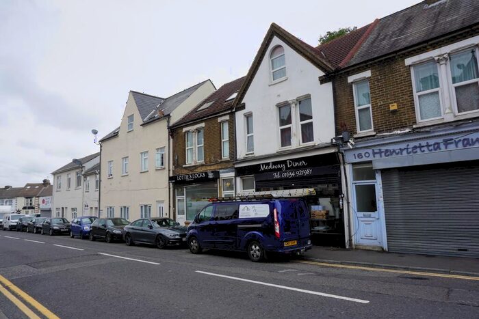 1 Bedroom Flat To Rent In Canterbury Street, Gillingham, ME7