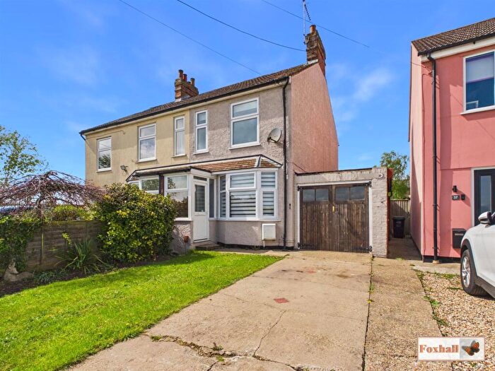2 Bedroom Semi-Detached House For Sale In The Street, Ipswich, IP5
