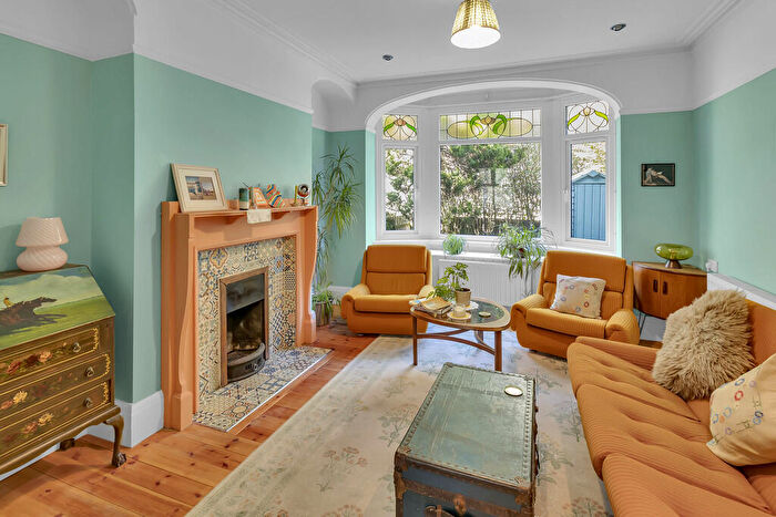 5 Bedroom End Of Terrace House For Sale In Halifax Road, Todmorden, OL14