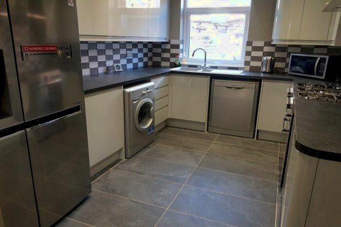 2 Bedroom Property To Rent In Beechdene Road, Liverpool, L4